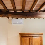 Del Piano - Private Parking Apartment