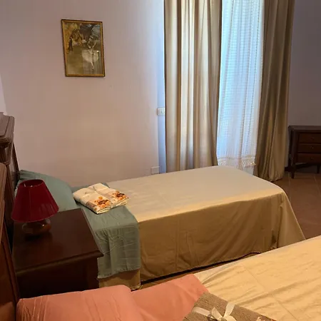 Del Piano - Private Parking *