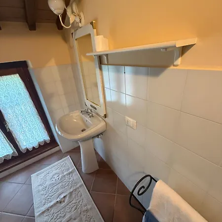 Del Piano - Private Parking