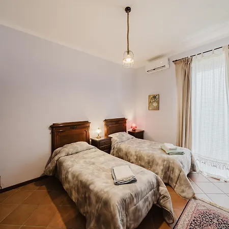 Del Piano - Private Parking Lejlighed Orvieto Scalo