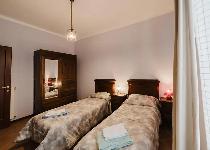 Del Piano - Private Parking 오르비에토스칼로