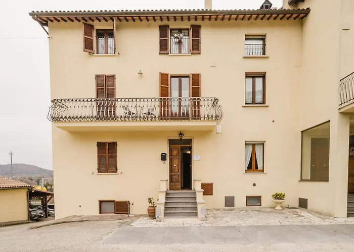 Del Piano - Private Parking 오르비에토스칼로