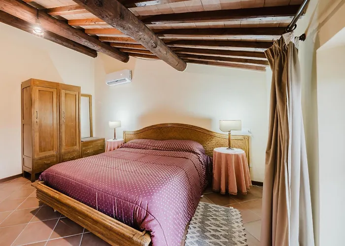 Del Piano - Private Parking